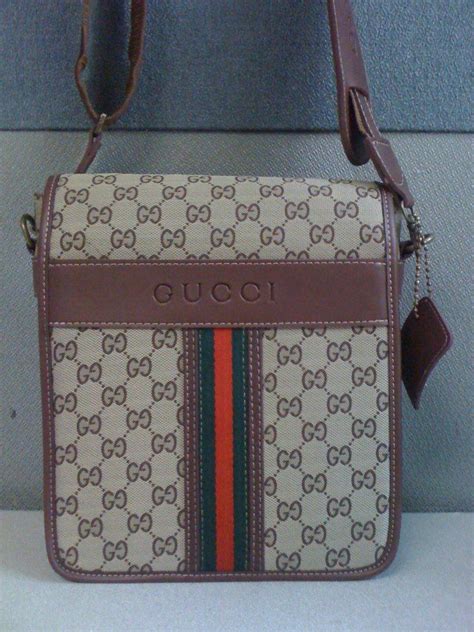 mariconeras para hombre gucci|Bolsos de diseñador de lujo para hombre .